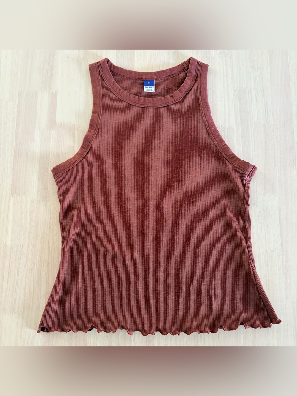 Old Navy Classic Ribbed Tank Top Sz Medium Scalloped Hem Brown